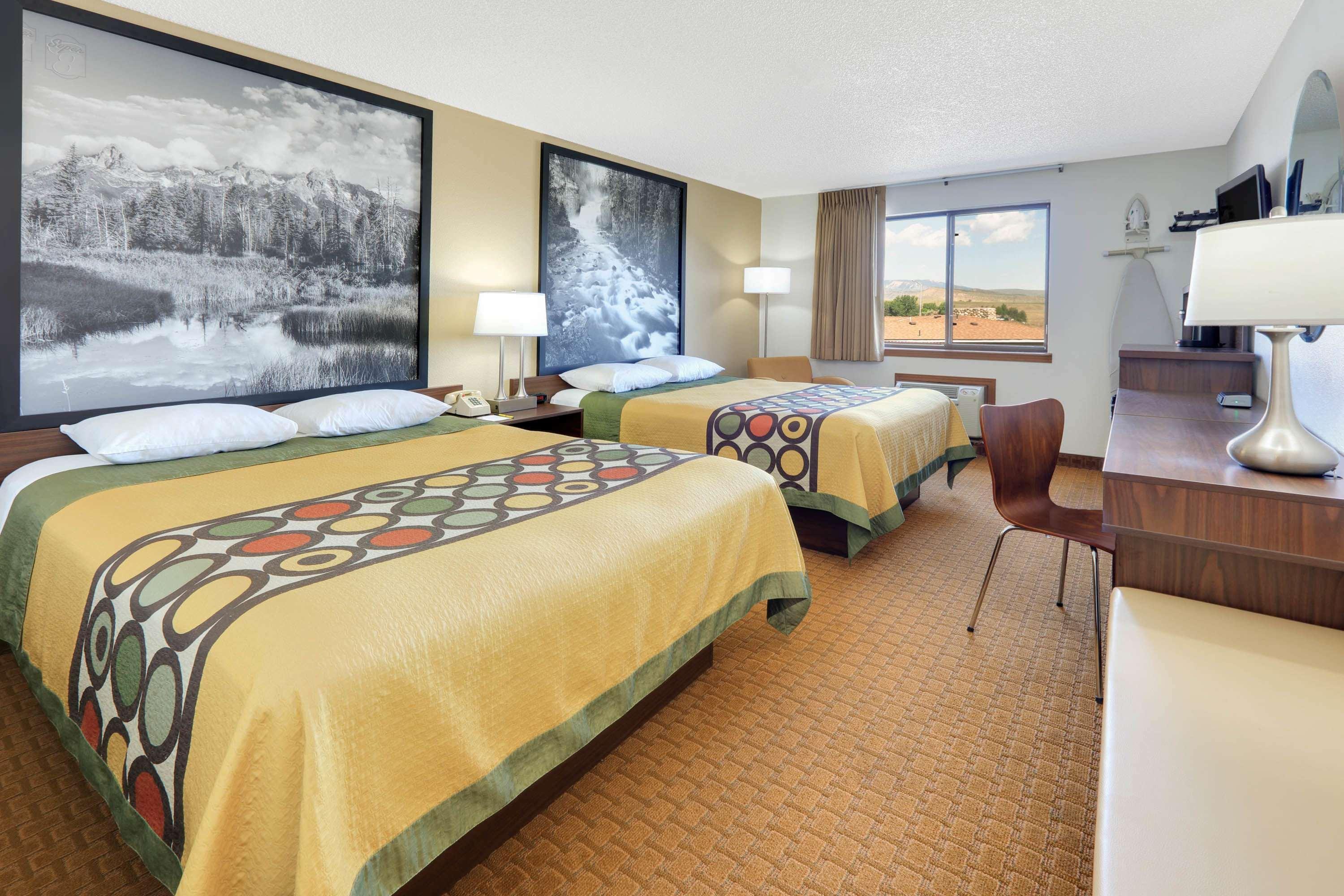 Hotel Super 8 By Wyndham Cody Esterno foto